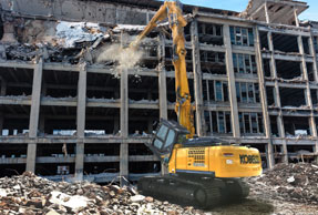 Kobelco heavy construction equipment for California, Arizona, Nevada